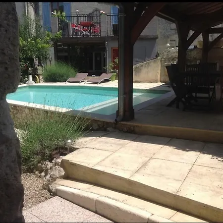 Captivating 2-bed House In St Apre Tocane-Saint-Apre